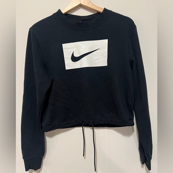 Cropped Nike Box Logo Crewneck - Picture 1 of 1